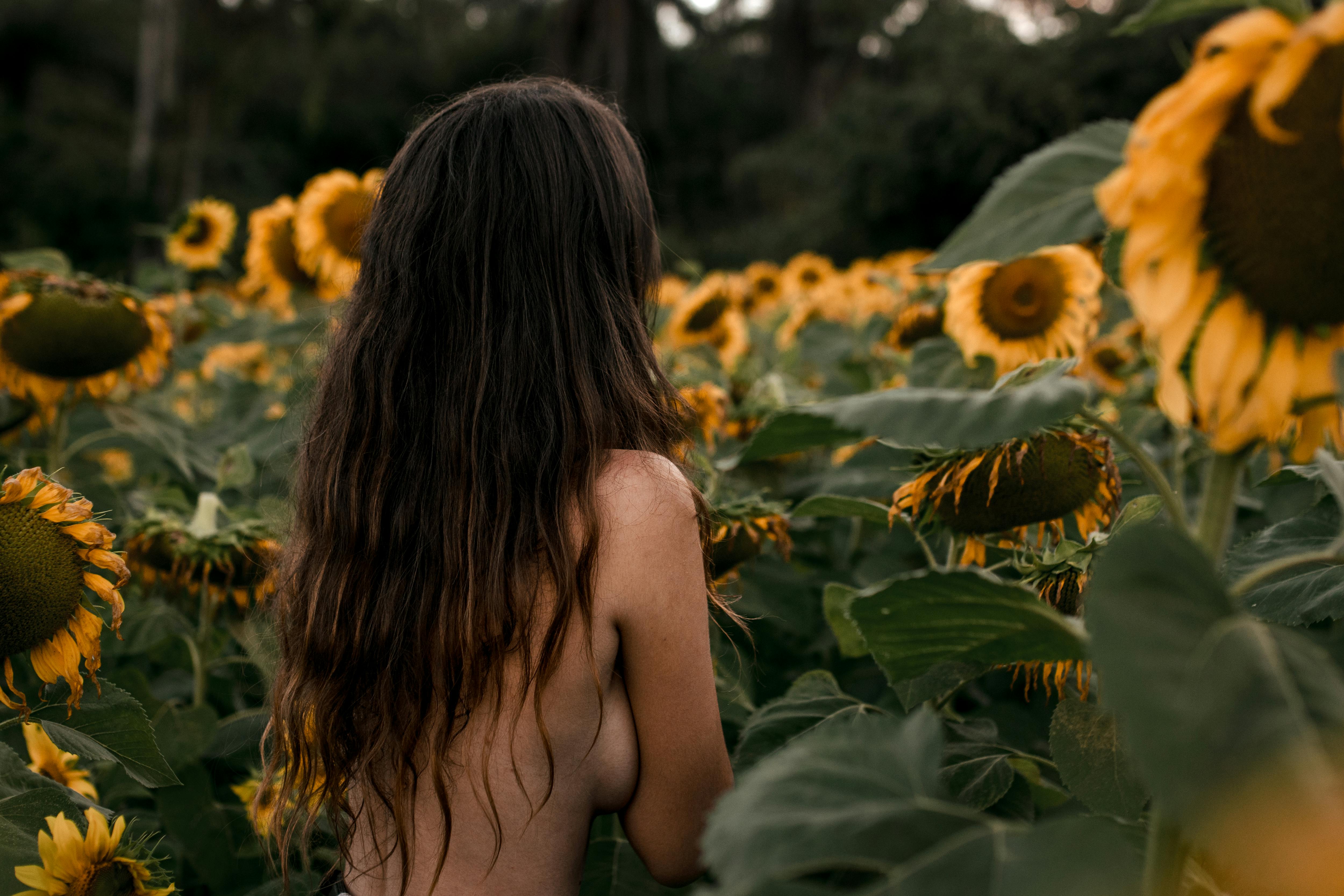 Fkk femme nue